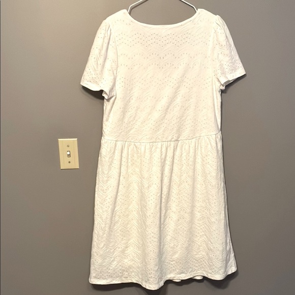 Fransa Elegant White Midi Dress with eyelet design - Picture 4 of 11